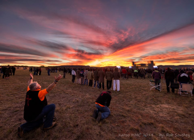 Men encountering God on the Karoo plains at KMMC 2014.