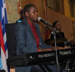 Gospel musician Nqubeko Mbatha on the keyboard.