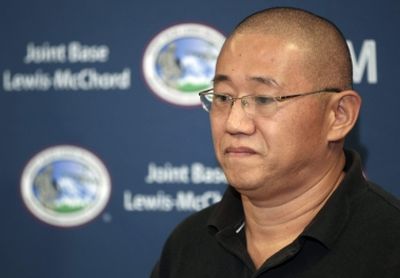 Kenneth Bae pauses before speaking at a news conference in Fort Lewis, Washington November 8, 2014. (PHOTO: Reuters/Anthony Bolante).