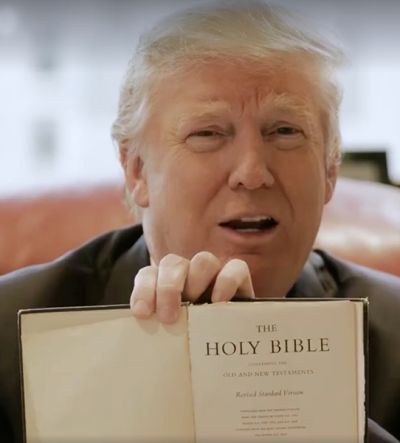 Inauguration Trump bible